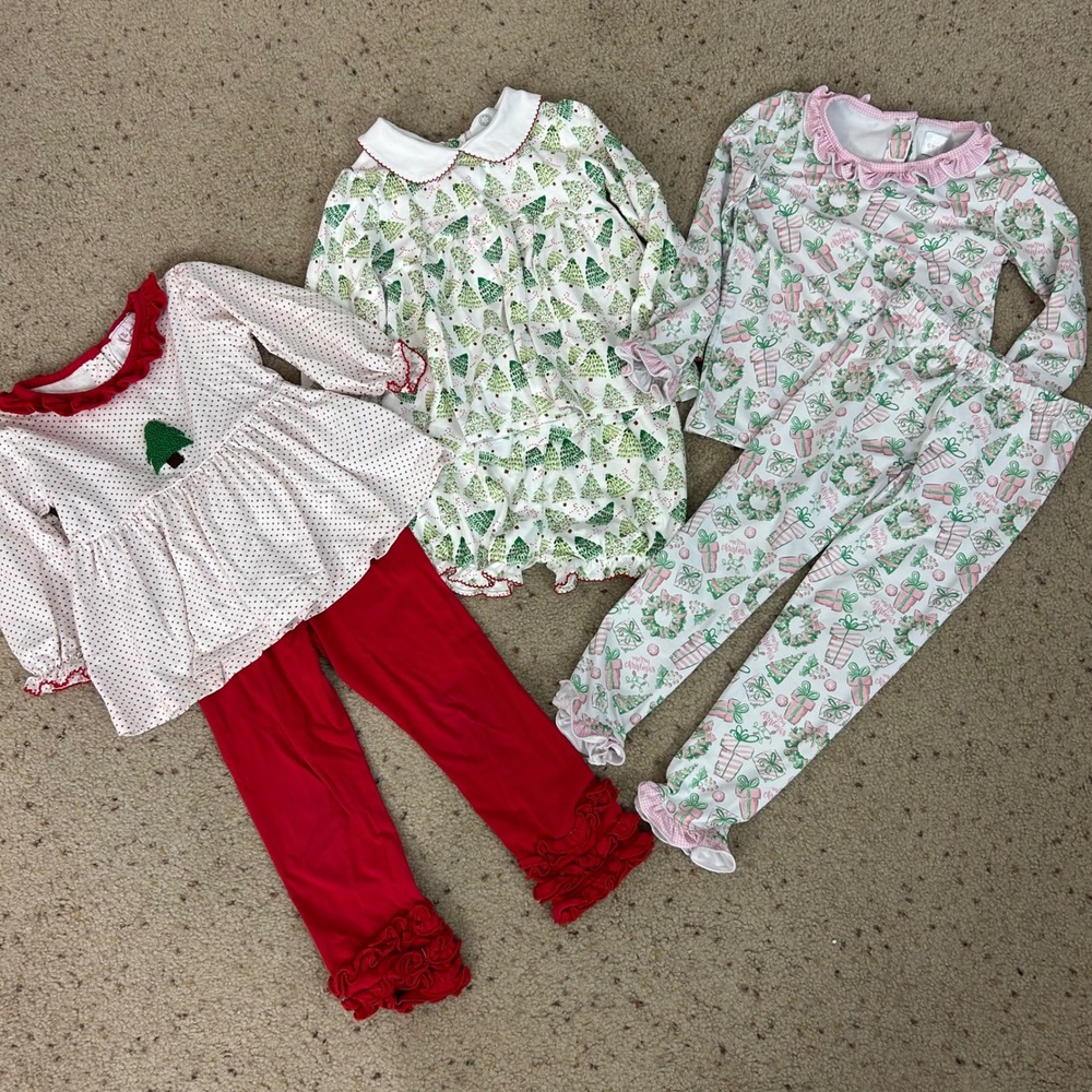 Boutique Lot of 3 Outfits: Christmas Set Red Green Pink Holiday Girls Size 3T